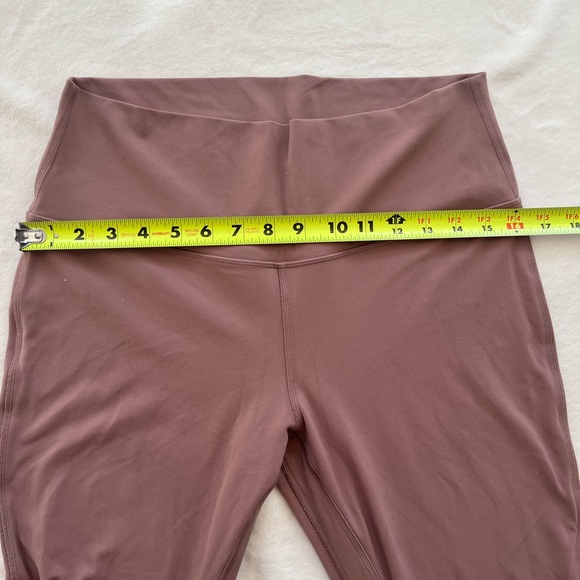 SIZE 12 LULULEMON ALIGNS - Picture 7 of 10